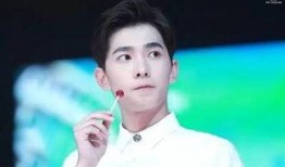 爆料杨洋日常视频大全最新,揭秘明星私生活瞬间